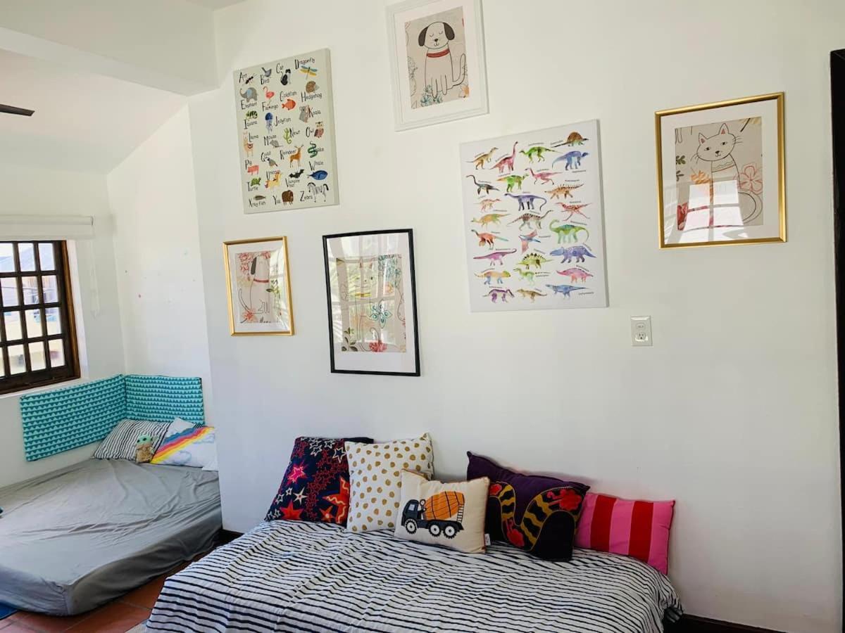 Footprints House At Yardley Place Holiday home *