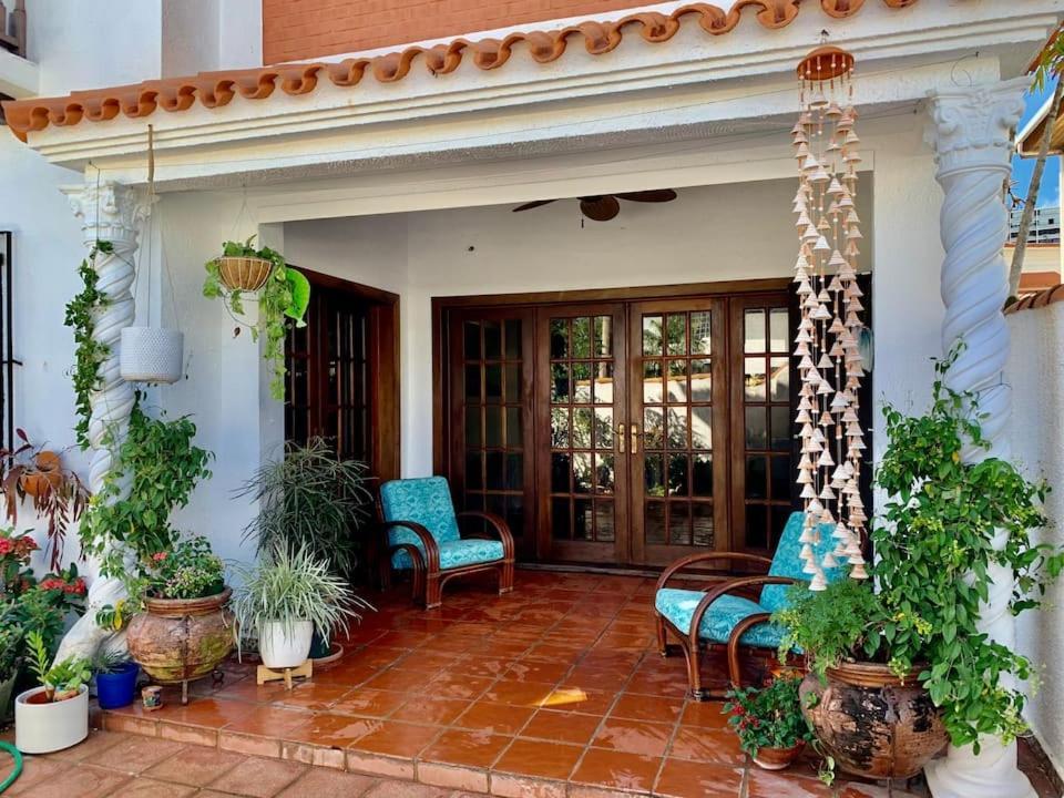 Casa de férias Footprints House At Yardley Place