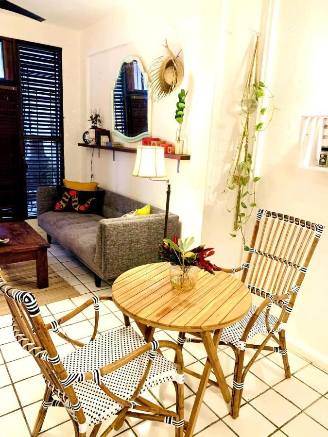 Footprints House At Yardley Place Casa de férias San Juan